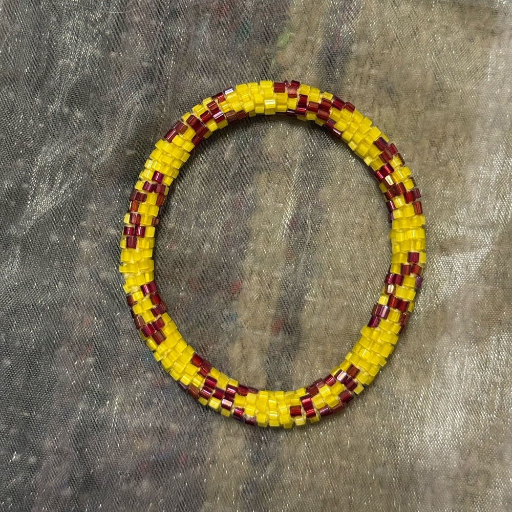 💛Yellow and Burgandy Beaded Bracelet